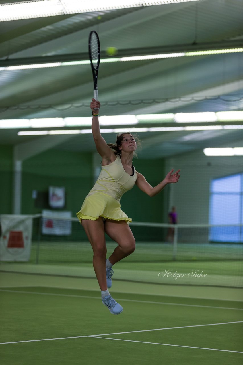 Chelsea Seidewitz 387 - Holmer Indoor Cup